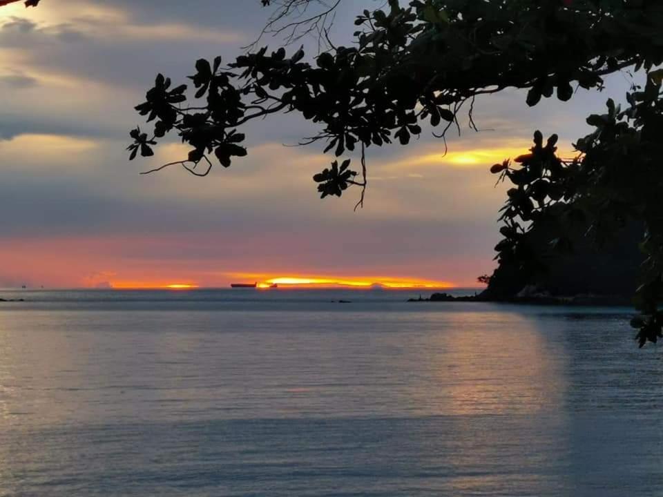 48 悠之处no . 48, Persiaran Alam Impian 3 Villa Riadah Alam Impian Pangkor, 32300 Pangkor , Perak. Pekan Pangkor Bagian luar foto
